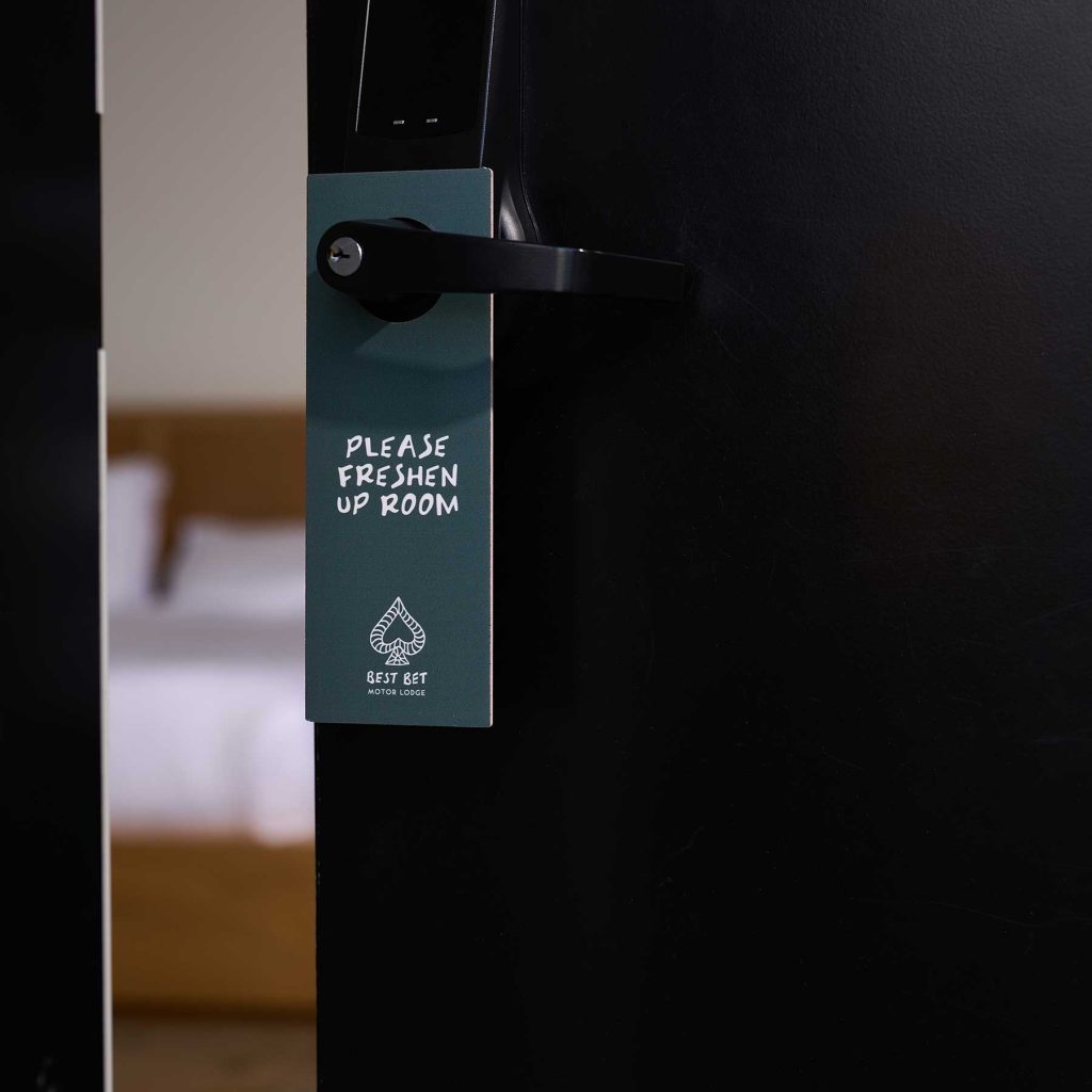 Best Bet Motor Loge collateral, door hanger, please freshen up my room